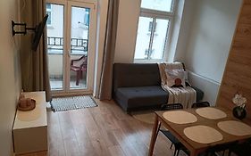 Cosy Balcony Apartment